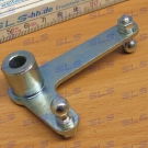 Linkage lever at block, lower