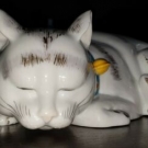 Porzellan Figur Glückskatze schlafend Heubach Lichte RARITÄT rar 