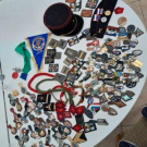 Enorme lot insigne pucelle képi fanion militaire armée ancien tissu grade opex