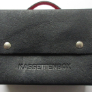 DDR -Kassettenbox für 10 Kassetten, dazu 2 neue Kassetten